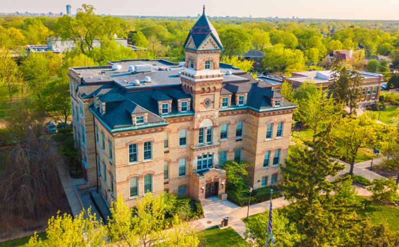 Khuôn viên trường Đại học Elmhurst